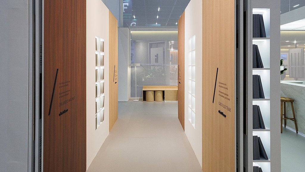 Formóbile_Schattdecor_open_library.JPG Formóbile_Schattdecor_open_library.JPG